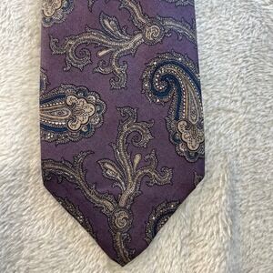 Robert Talbott for Renbergs Mens Purple Paisley Silk Necktie Hand Sewn
